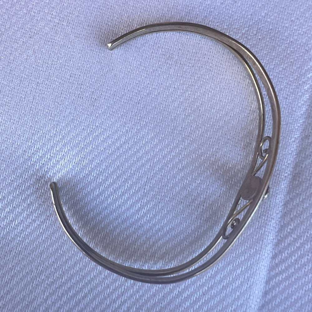Vintage Turquoise & Solid Sterling Silver Cuff Bracelet - Picture 6 of 10